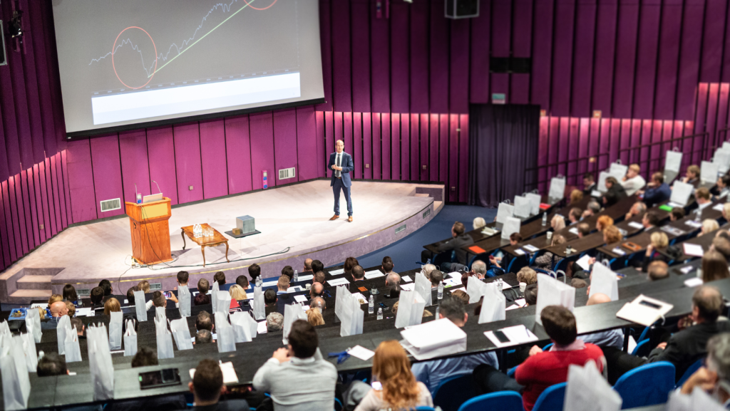 Facebook hirdetések